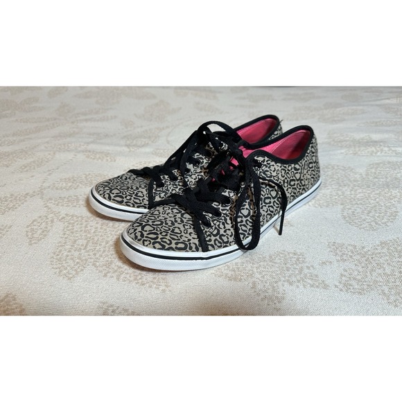 Vans Classic Slip On Womens Size 9 Shoes Cheetah Leopard Print Skate Sneakers - Picture 3 of 10